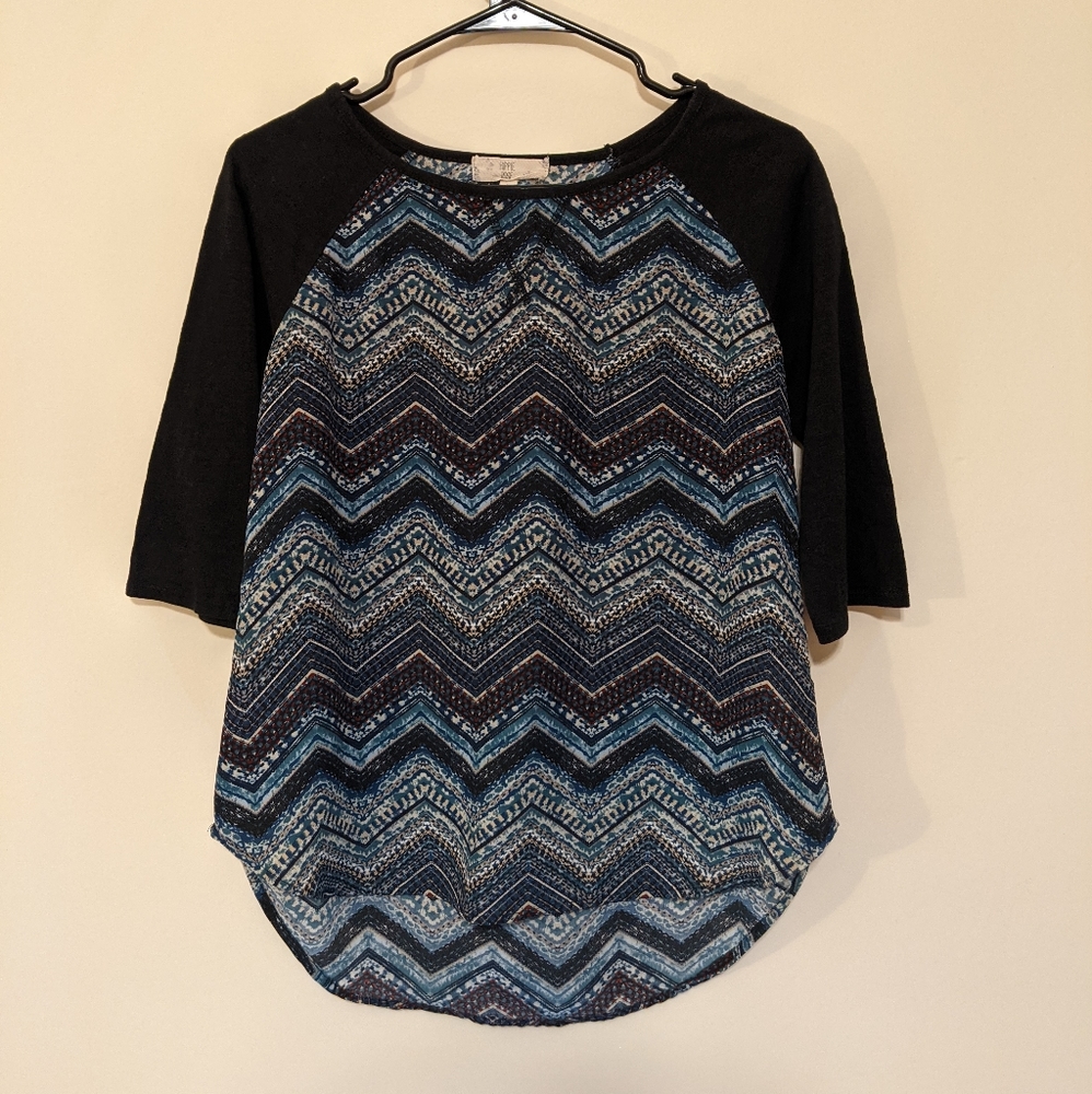 Hippie Rose - Quarter Sleeve Chevron Baseball Tee